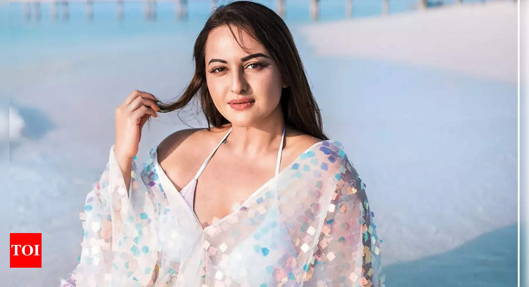 World Oceans Day! Sonakshi Sinha: If there’s no blue, there’s no green | Hindi Movie News