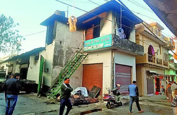 Haldwani: Haldwani tent house gutted, 3 burnt alive | Dehradun News