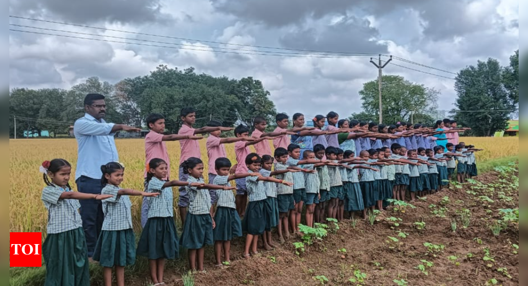 TN school children take pledge to protect wetlands | Chennai News